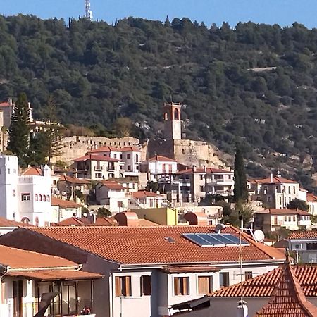 Hotel Chrisi Akti à Nafpaktos Extérieur photo